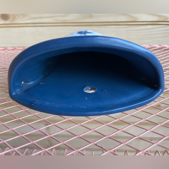 Roseville (Reproduction) Wall Pocket Blue with Leaves LUFFA - Picture 4 of 6